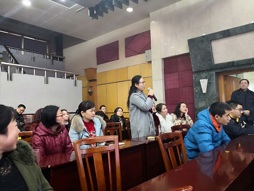 家长提问_调整大小.jpg